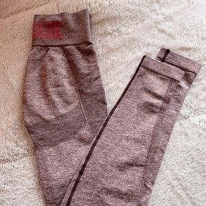 {SOLD} Gymshark Leggings {S}
